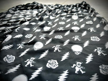 Load image into Gallery viewer, Steal your Louie Noir Gym Shorts
